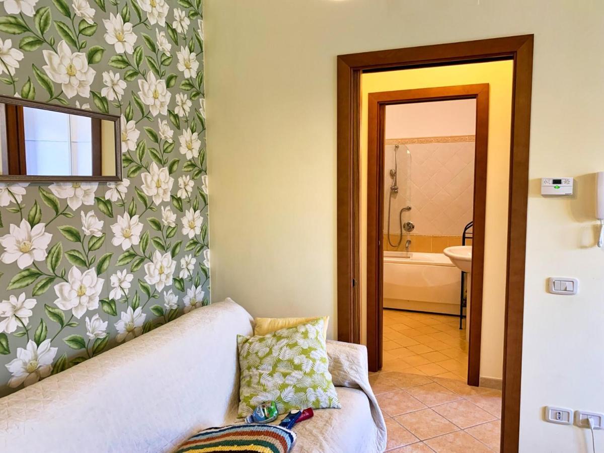 La Casa Di Lory Apartment Sarnano Ngoại thất bức ảnh